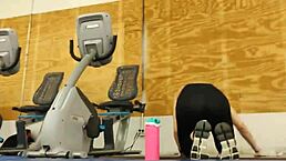 Hey, wanna see this Asian in tight leggings at the gym?