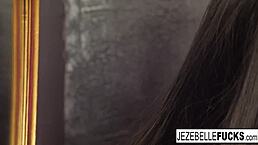 Jezebelle Bond's steamy solo masturbation in the bathtub pool