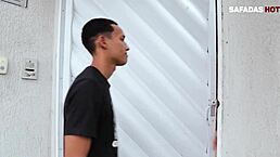 Im eatin the tasty woman of my frend with my big black cock in her ass