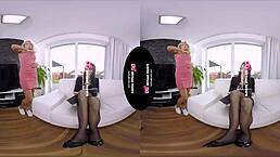 Tsvirtuallovers shemale bailey paris meets a blonde hottie