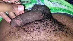 男同闪现裸露大屌