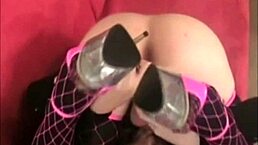 i'm a shemale giving myself a blowjob on webcam