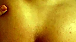 realizei o desejo do meu amigo e deixei ele foder meu cuzinho ele nao aguentou e gozou gostoso bem no fundo