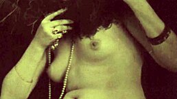 deusa loira angel lima enjoys her favorite activities as a porn star