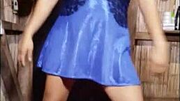 Tipa Shows Her Natural Tits in a Live Session