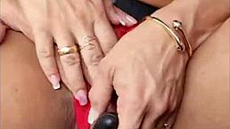 Let's have fun in the car during travel.