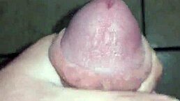Wow, solo masturbation like never before!