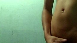 amateur milf masturbating in her room