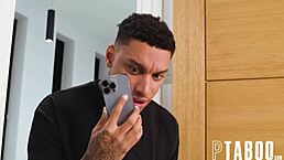 Caught My Roommate Camming Lauren Phillips and Air Thugger