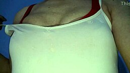 modelando la ropa intima de mi ex