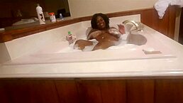 marliese morgan sexy ebony bbw lathers up