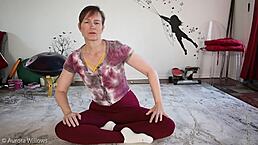 lesson 333 with cute milf babe 😊