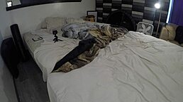 Dayanara's romantic adventure in Left 4 😍