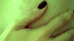 i love her sexy bdy after shower, so perfct