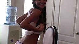 hey gina, show off that sexy body in the shower!