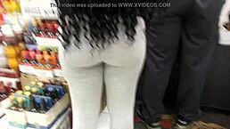 ebony shorty getting booze in baltimore l store