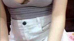 Em nhung hani shows her big tits and ass on webcam