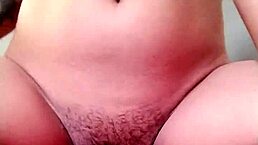 Morena peituda rides dick with creampie in homemade video