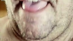 Tiuzao’s maid loves teasing the old man with her big ass 😏