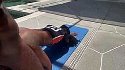 did you see that ebony thot get fucked?