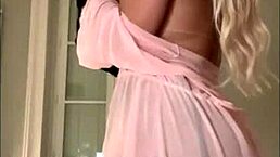 Solo Shemale Brazilian Anal Play