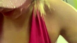 nossa, treino na academia me deixou suada e minha bucetinha escorreu de tesão! 😳