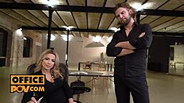 性感熟女老板Shalina Devine上班双洞猛插