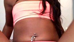 Ebony babe shakes her thick cameltoe with fierce twerk