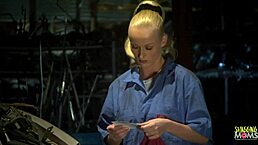 熟女屄被指奸肛交狂喷高潮