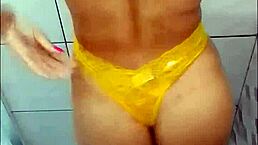 Seductive bath with a curvy milf’s natural tits on display. Pure temptation awaits!