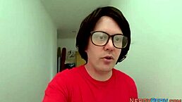 Real newbie gets a facial from dork