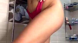 I saw this wet blonde girl in shower, ohh