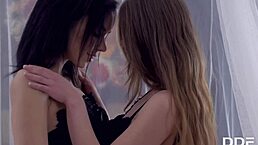 I love watching Sheri Vi and Jacqueline dive into muff licking