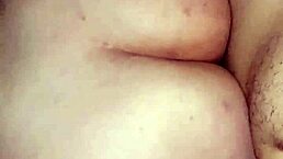 Novinha Gordinha Sentando Gostoso No Amante Enquanto Marido Trabalha