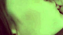 我猛插18+少女骚逼和屁眼硬核对决