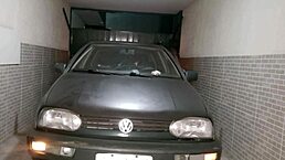 Fudendo no capu do carro