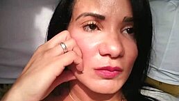 Descontando a raiva da empresa de �nibus se masturbando gostoso veja mais em xv red