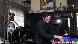 Kylie Sinner gives blowjobs to a Dane and gets fucked 😏