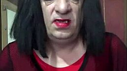 Bisexual crossdresser fills himself up in homemade video