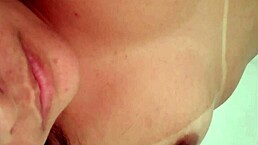 She uses toys in all holes solo