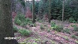 watch lou nesbit spit on lia louise's ass while dominating 😈