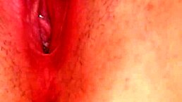 that british whore is solo fucking her cunt with a dildo