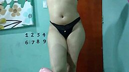 mama me dejo a solas con el pervertido padrastro y termine cabalgando su gran verga dura