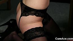 i'm seeing this slutty bombshell receive a facial while sucking cum