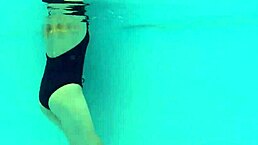 Mimi Cica gets horny naked underwater in the pool