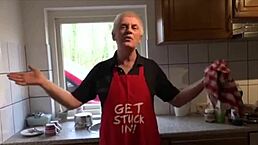 beautiful babe, wanna suck and fuck tonight?