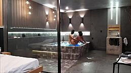 tava na banheira e rolou aquele sexo selvagem morena nao aguentou minha rola