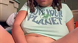 Playing in my pussy until I squirt and come hard