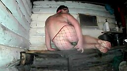 wanna see a hardcore russian gay ass pounding?