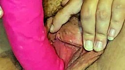 射深孕妇逼里 混着体液再塞回去